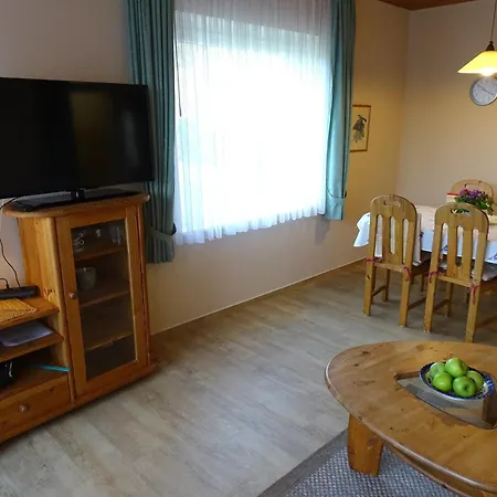 Specht - Haus Sonnenwende App 1 *